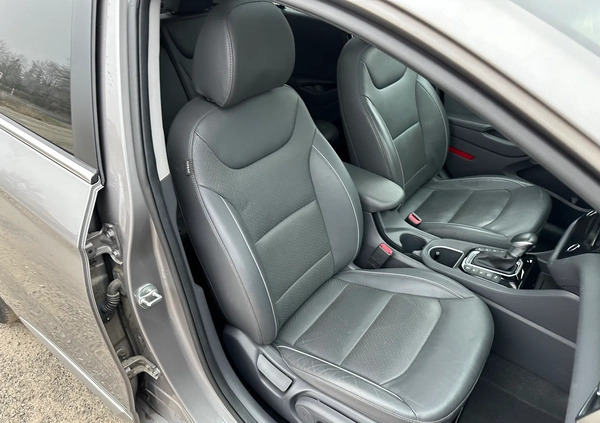 Hyundai IONIQ cena 66900 przebieg: 76000, rok produkcji 2020 z Turek małe 781